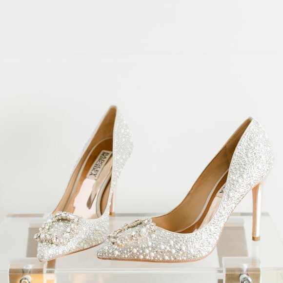 Badgley Mischka Cher II Ivory Pearl Diamond Pointed Toe Stiletto 5 Bride - Picture 8 of 15